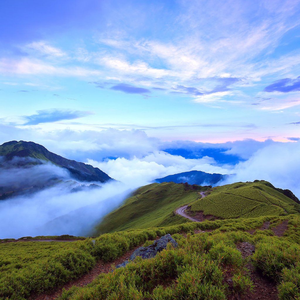 Обои облака, горы, тайвань, наньтоу, clouds, mountains, taiwan, nantou разрешение 1920x1200 Загрузить