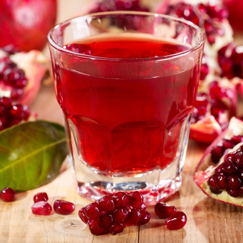 Обои фрукты, зерна, гранат, сок, гранатовый сок, fruit, grain, garnet, juice, pomegranate juice разрешение 4700x3422 Загрузить