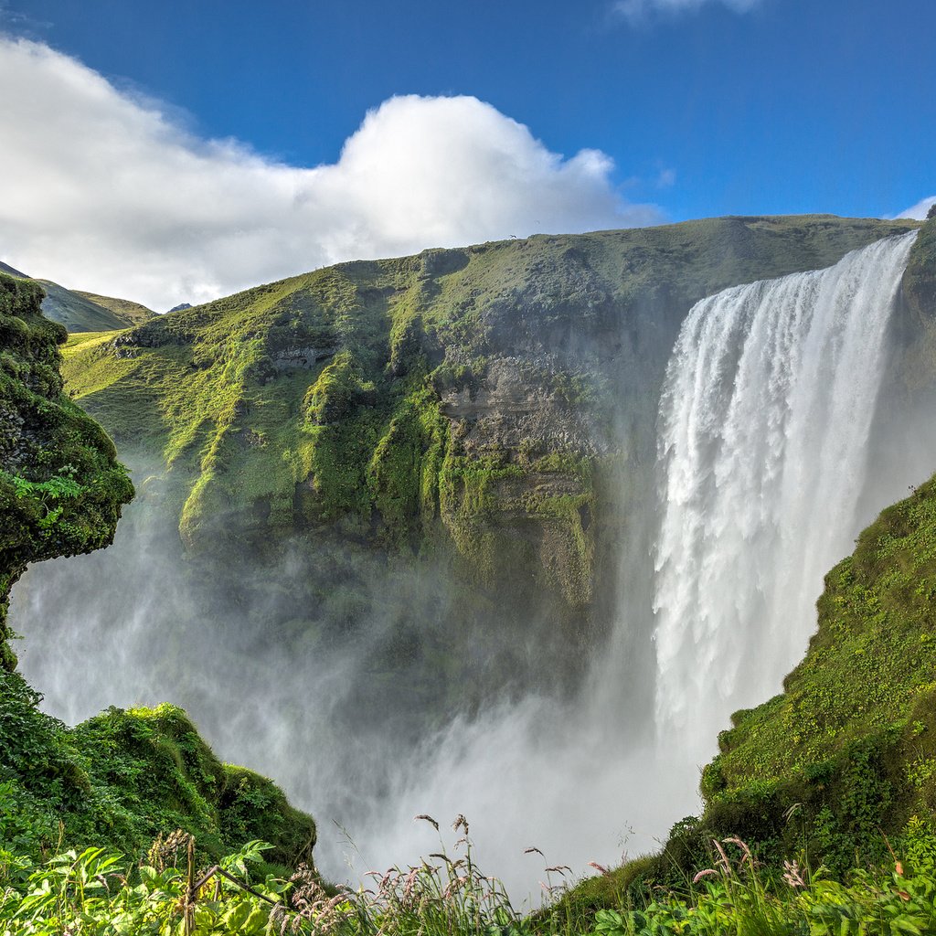 Обои водопад, поток, исландия, утесы, скоугафосс, водопад скоугафосс, waterfall, stream, iceland, cliffs, skogafoss, skogafoss waterfall разрешение 2048x1280 Загрузить