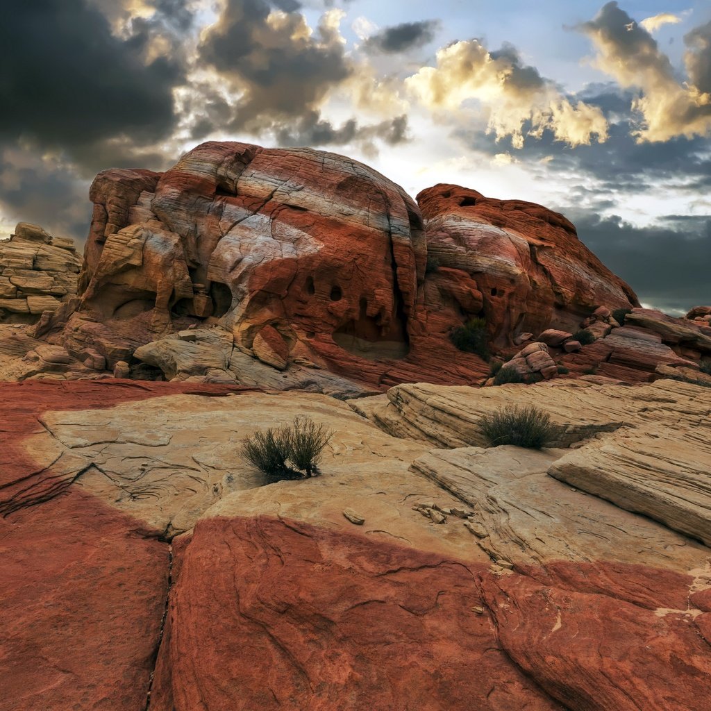 Обои небо, горы, скалы, the sky, mountains, rocks разрешение 2560x1707 Загрузить