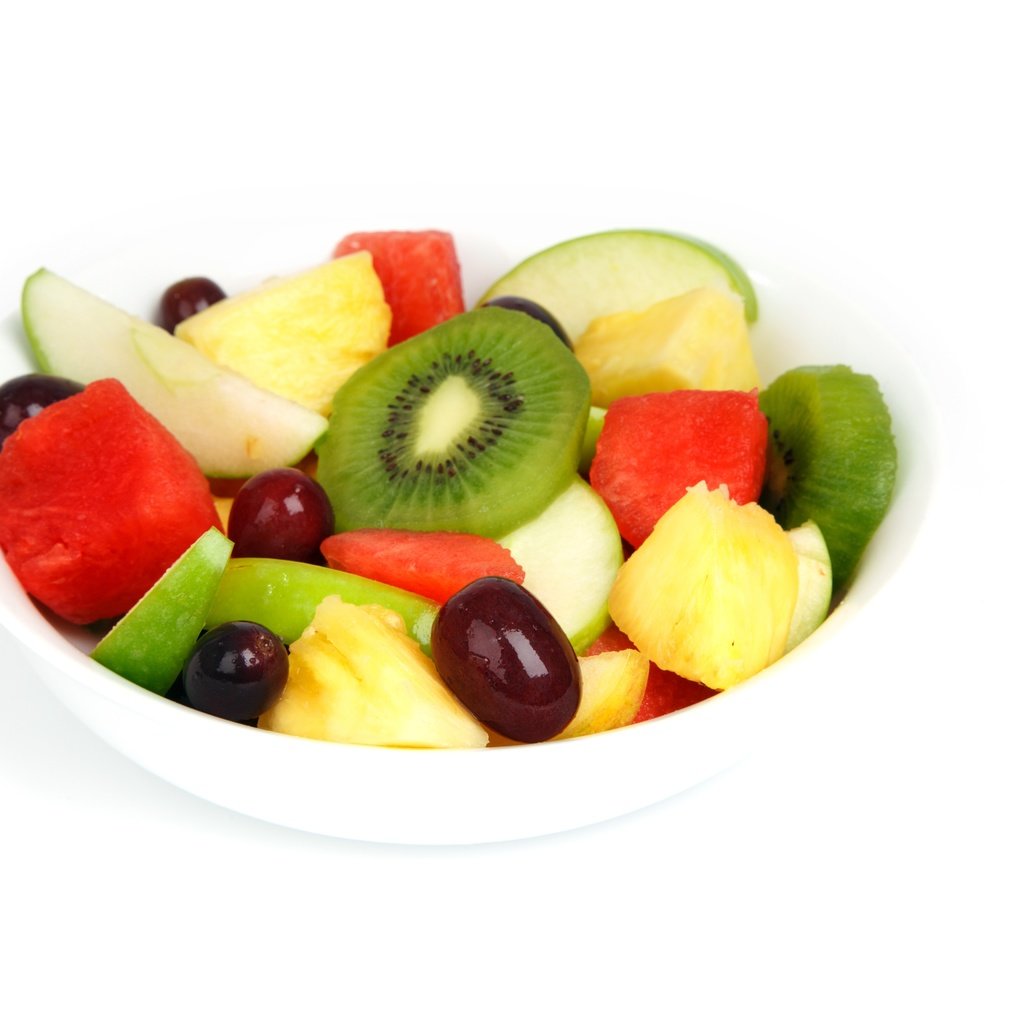 Обои виноград, фруктовый салат, фрукты, арбуз, ягоды, белый фон, яблоко, киви, салат, grapes, fruit salad, fruit, watermelon, berries, white background, apple, kiwi, salad разрешение 5616x3744 Загрузить