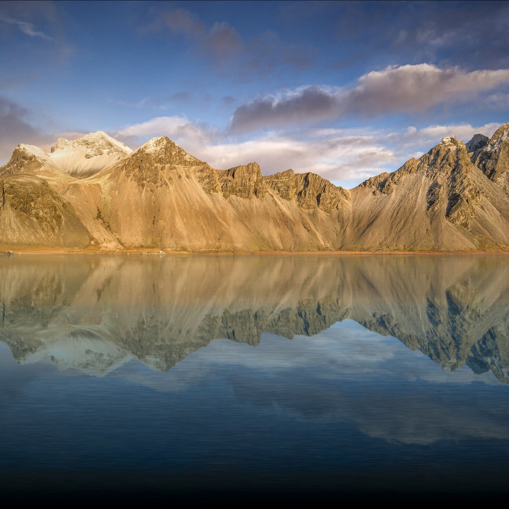 Обои небо, облака, озеро, горы, отражение, пейзаж, исландия, vestrahorn, auster-skaftafellssysla, the sky, clouds, lake, mountains, reflection, landscape, iceland разрешение 3840x2400 Загрузить