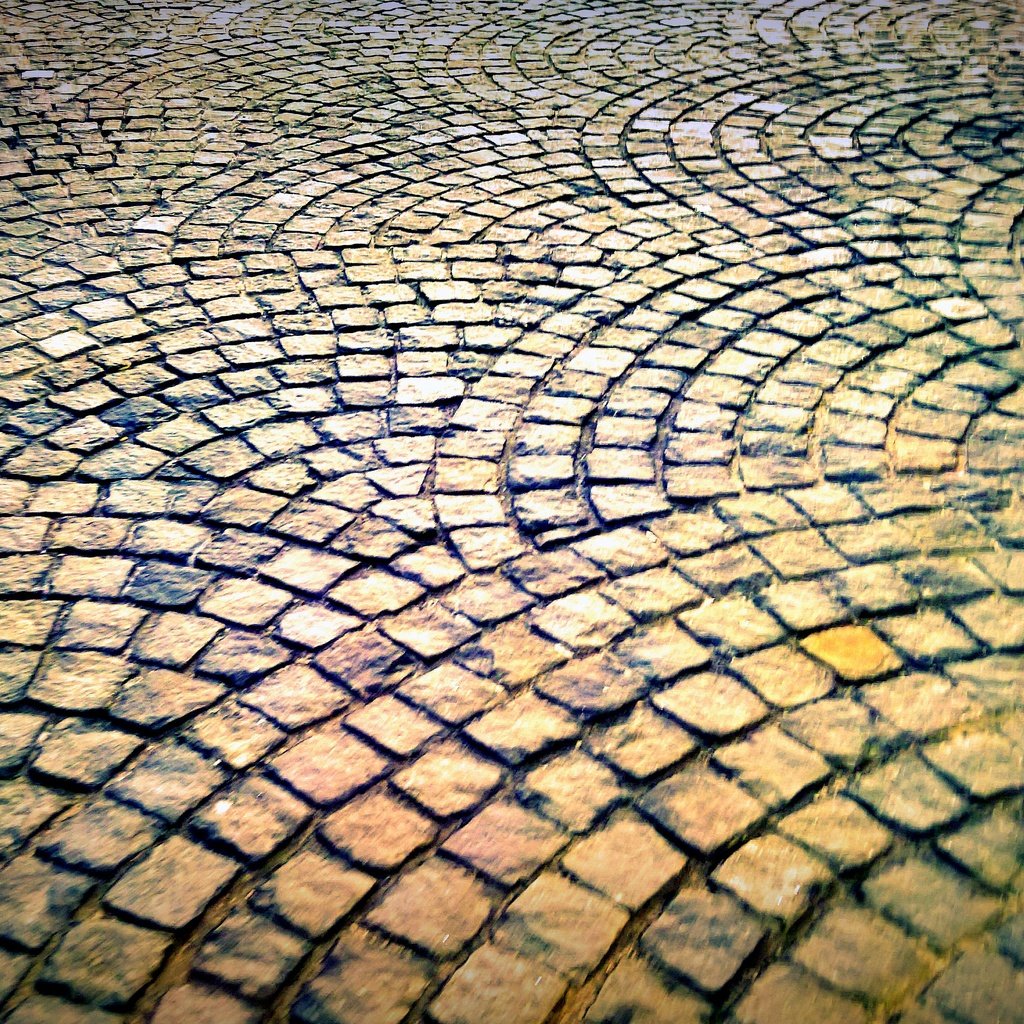 Обои дорога, рисунок, камни, стиль, макро, брущатка, road, figure, stones, style, macro, macadam разрешение 4628x2850 Загрузить