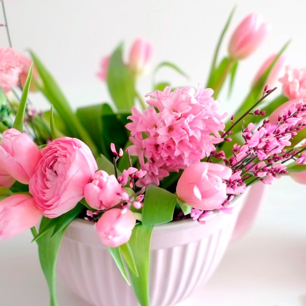 Обои цветы, букет, тюльпаны, розовые, ваза, пионы, flowers, bouquet, tulips, pink, vase, peonies разрешение 1920x1080 Загрузить