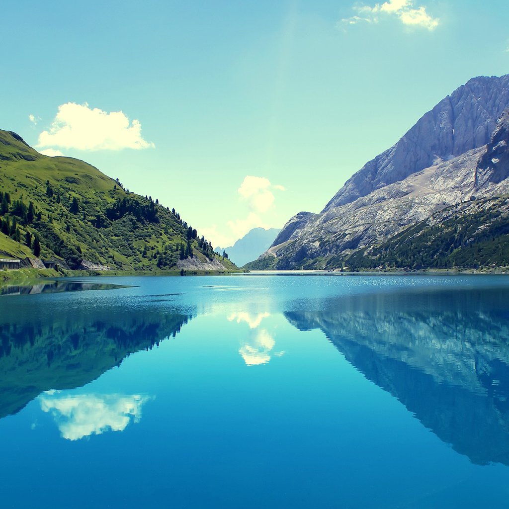 Обои небо, облака, озеро, горы, отражение, италия, marmoleda, the sky, clouds, lake, mountains, reflection, italy разрешение 2560x1600 Загрузить