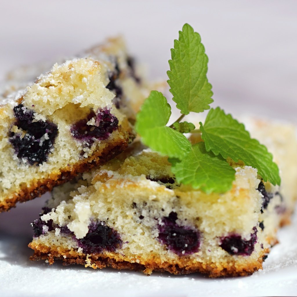 Обои черника, выпечка, бисквит, сахарная пудра, пирог, blueberries, cakes, biscuit, powdered sugar, pie разрешение 3000x3000 Загрузить