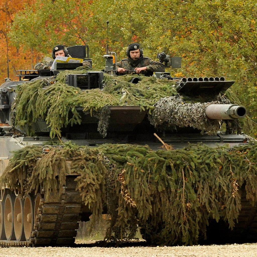 Обои германия, основной, боевой танк, leopard 2a6, germany, main, battle tank разрешение 3872x2593 Загрузить