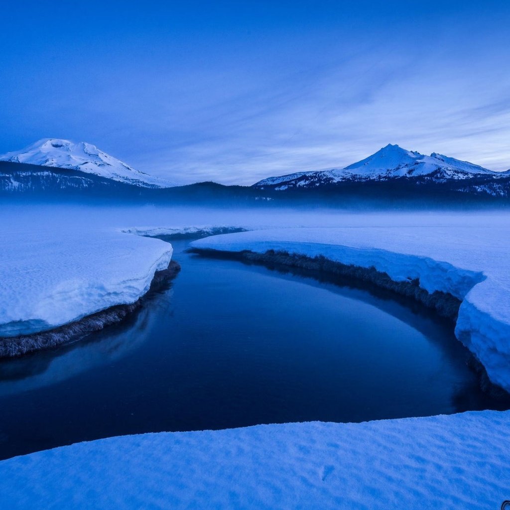 Обои небо, река, горы, снег, природа, зима, пейзаж, the sky, river, mountains, snow, nature, winter, landscape разрешение 1920x1200 Загрузить