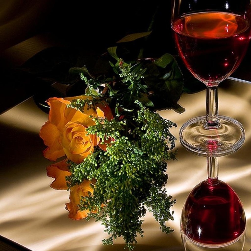 Обои зелень, вино, отражение, красное, цветок, натюрморт, роза, фужер, стол, комната, любовь, романтика, greens, wine, reflection, red, flower, still life, rose, glass, table, room, love, romance разрешение 1920x1200 Загрузить