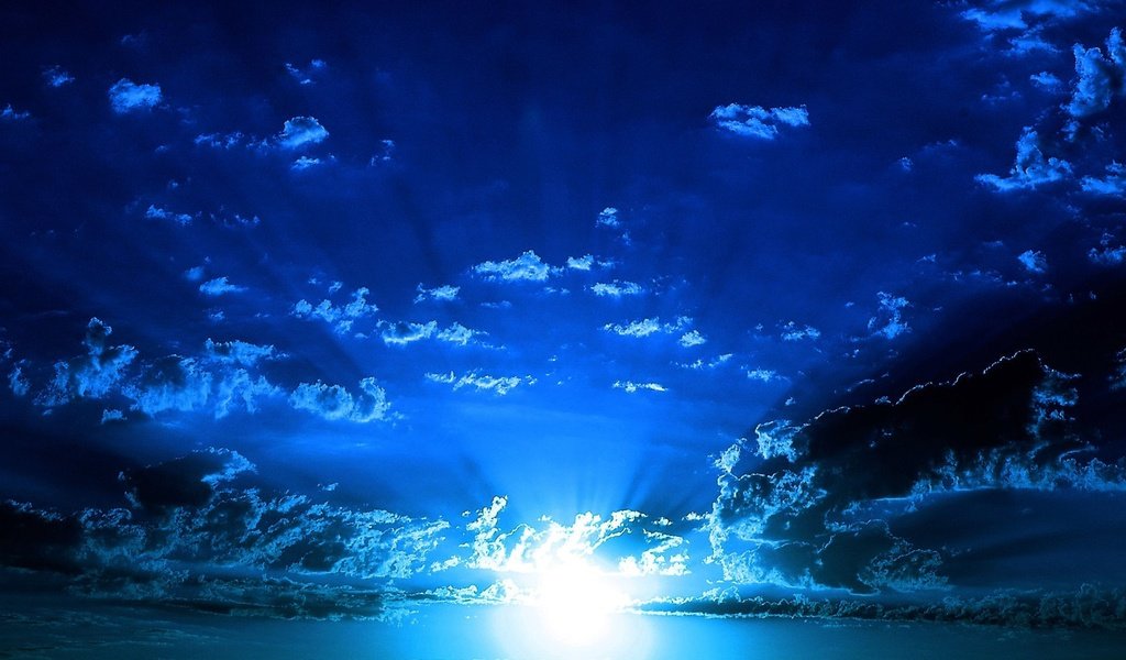Обои небо, свет, море, the sky, light, sea разрешение 1920x1440 Загрузить