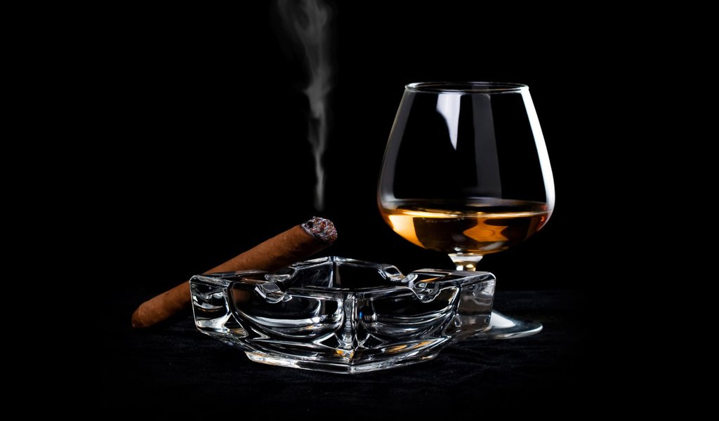 Обои сигара, выпивка, спиртное, cigar, booze, alcohol разрешение 1920x1200 Загрузить