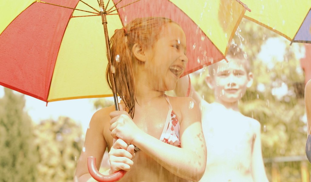 Обои дети, радость, дождь, children, joy, rain разрешение 1920x1080 Загрузить