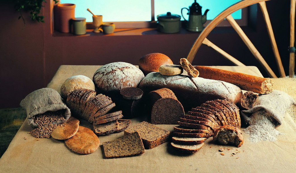 Обои хлеб, выпечка, зерно, мука, разные сорта, ржаной хлеб, bread, cakes, grain, flour, different varieties, rye bread разрешение 1920x1200 Загрузить