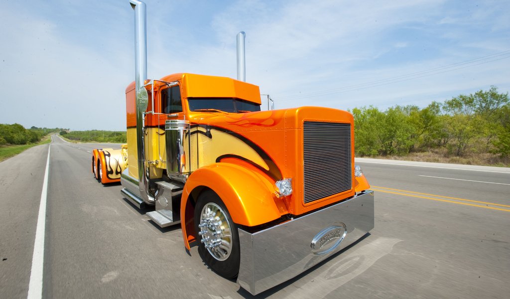 Обои дорога, лето, оранжевый, грузовик, road, summer, orange, truck разрешение 4256x2832 Загрузить