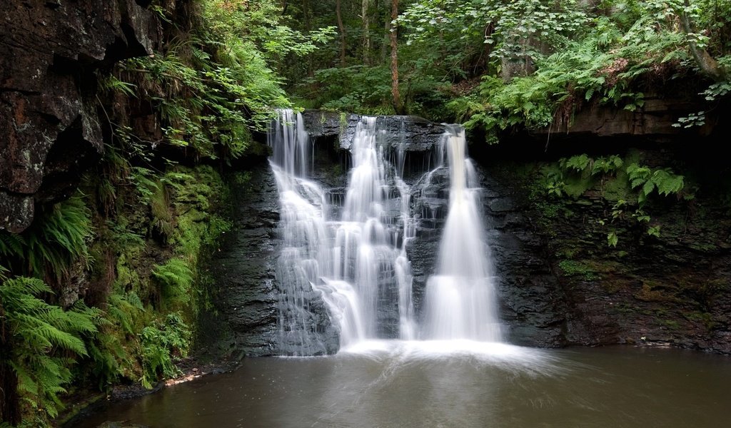 Обои природа, скала, водопад, англия, каскад, йоркшир, nature, rock, waterfall, england, cascade, yorkshire разрешение 1953x1400 Загрузить