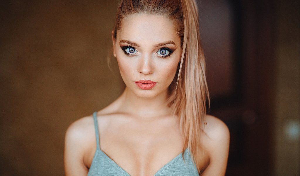 Обои девушка, блондинка, портрет, лицо, красивая, катя, katya, girl, blonde, portrait, face, beautiful, kate разрешение 1920x1182 Загрузить