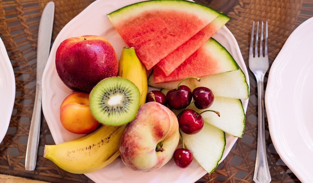 Обои фрукты, черешня, арбуз, киви, персик, банан, дыня, нектарин, fruit, cherry, watermelon, kiwi, peach, banana, melon, nectarine разрешение 2048x1387 Загрузить