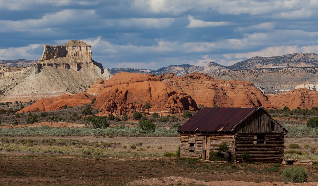 Обои каньон, дом, сша, долина, штат юта, парк кодакром бейсин, canyon, house, usa, valley, utah, park kodachrome basin разрешение 1920x1280 Загрузить