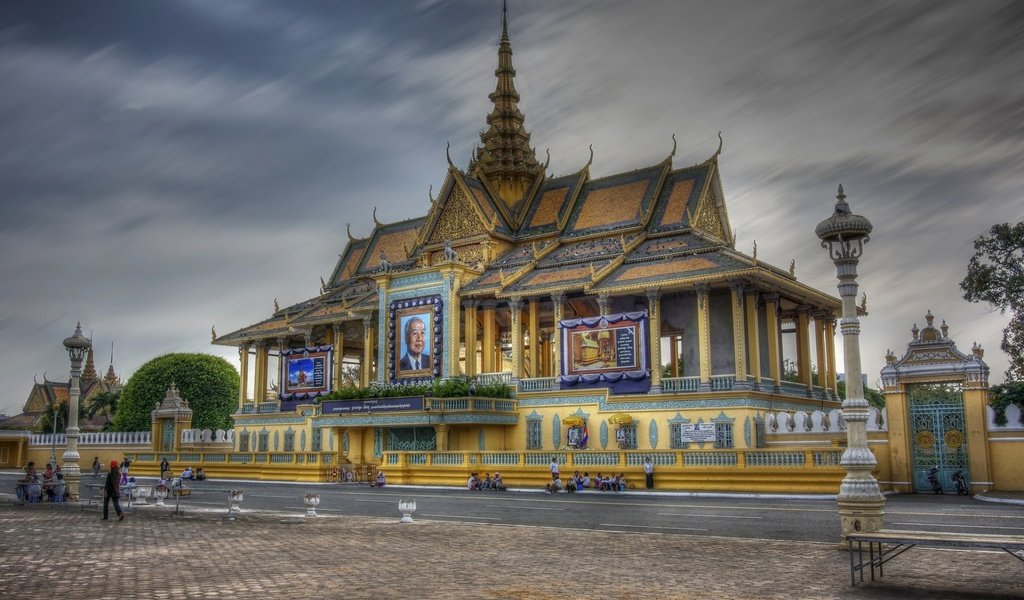 Обои дворец, камбоджа, пномпень, дворец короля, palace, cambodia, phnom penh, the palace of the king разрешение 1920x1262 Загрузить