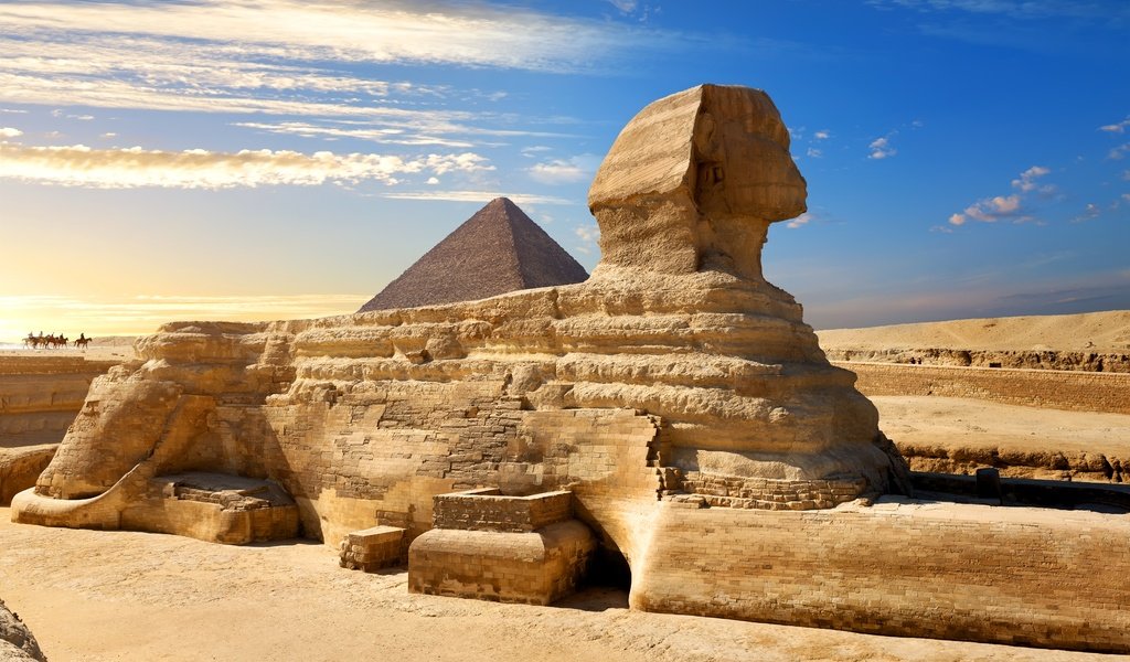 Обои небо, cairo, great sphinx of giza, облака, солнце, пустыня, пирамида, египет, всадники, сфинкс, the sky, clouds, the sun, desert, pyramid, egypt, riders, sphinx разрешение 6702x4473 Загрузить