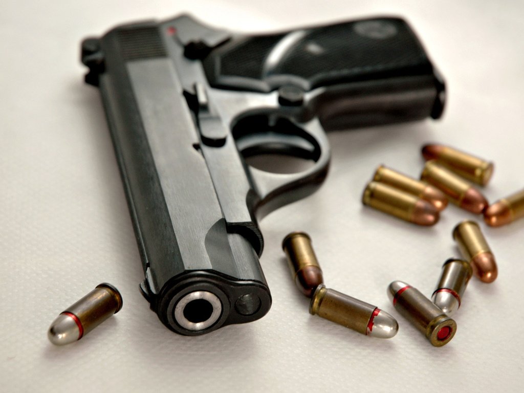 Обои пистолет, пуля, gun, bullet разрешение 1920x1080 Загрузить