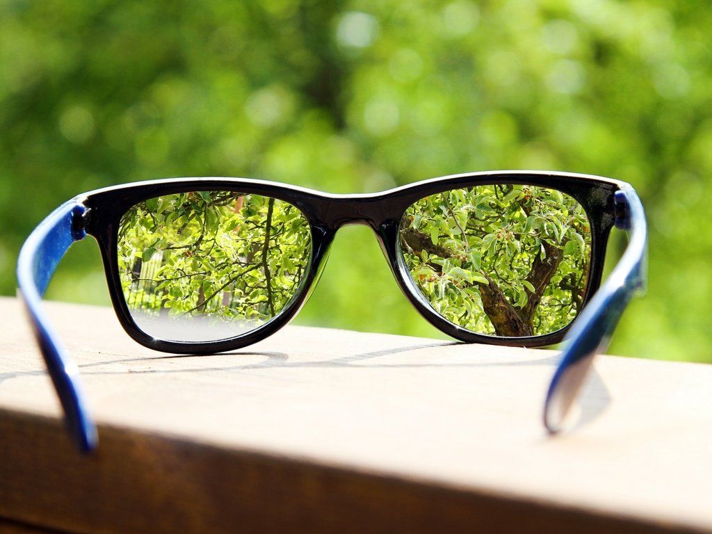 Обои природа, отражение, очки, nature, reflection, glasses разрешение 1920x1200 Загрузить