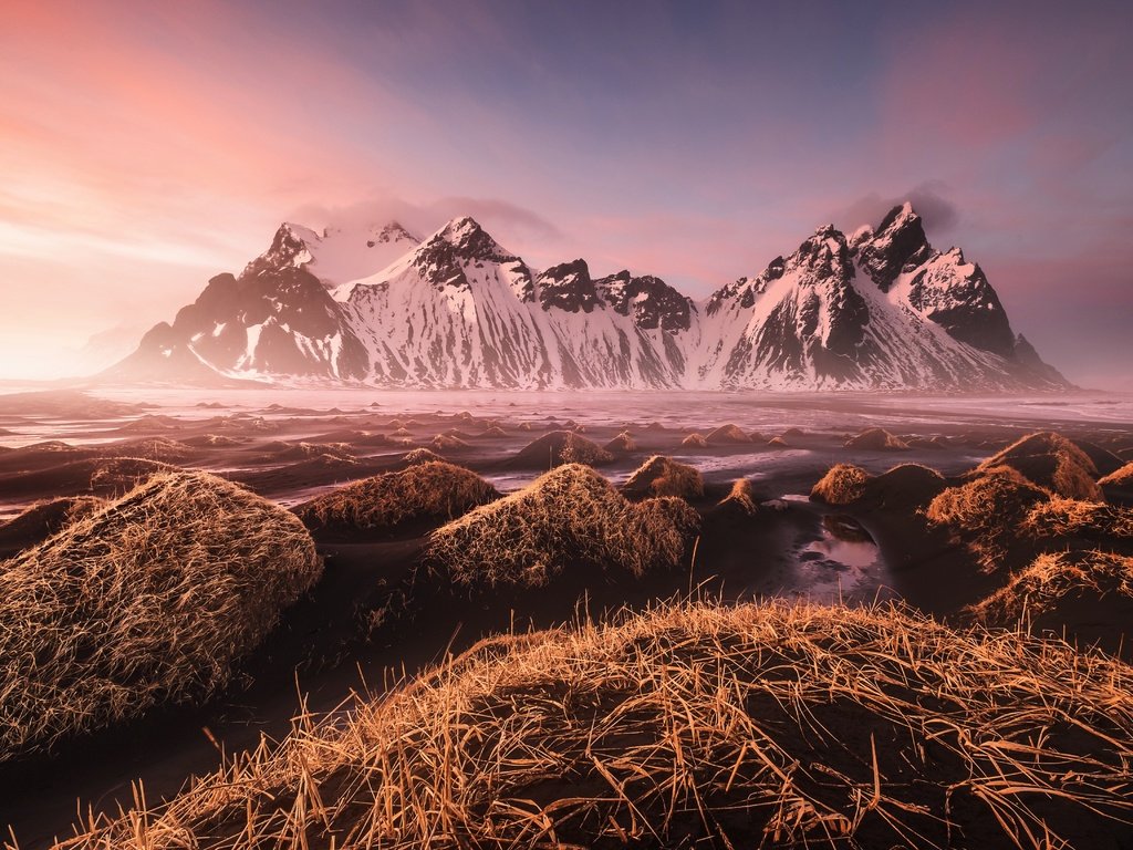 Обои горы, камни, закат, тучи, исландия, вестрахорн, mountains, stones, sunset, clouds, iceland, westerhorn разрешение 4896x3264 Загрузить