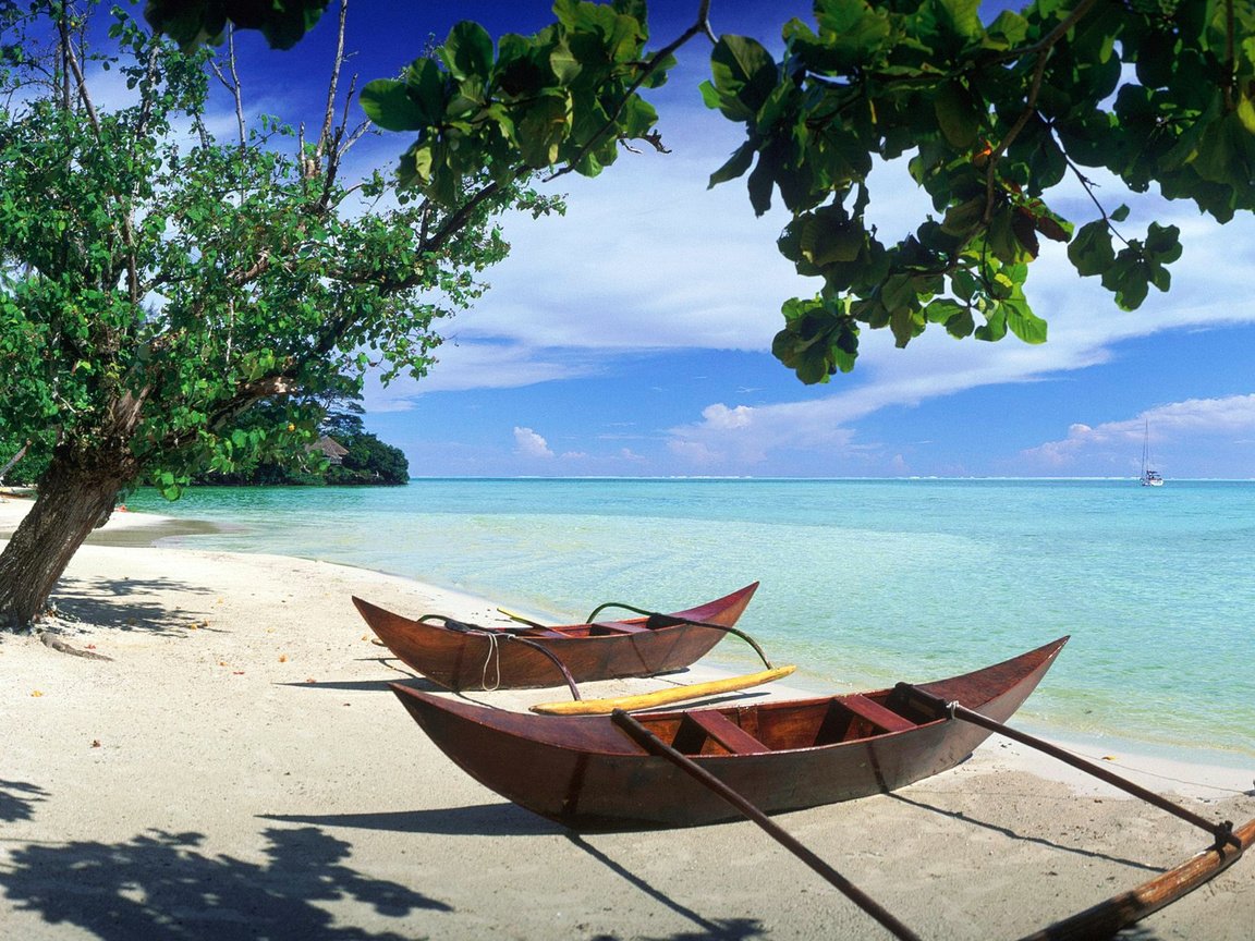 Обои море, пляж, лодки, отдых, тропики, каноэ, sea, beach, boats, stay, tropics, canoeing разрешение 2560x1918 Загрузить