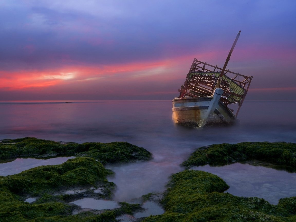 Обои небо, природа, закат, море, корабль, the sky, nature, sunset, sea, ship разрешение 2047x1249 Загрузить