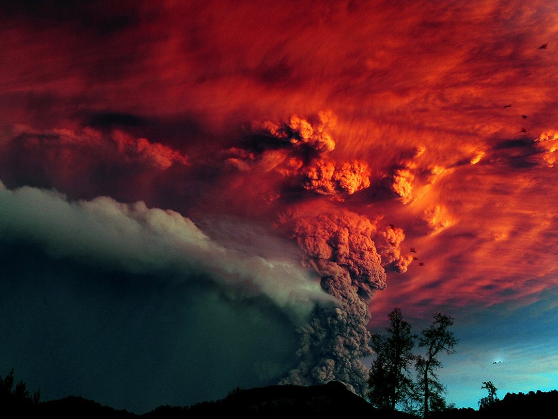 Обои деревья, дым, извержение, вулкан, пепел, чили, красное небо, вулкан пуйеуэ, trees, smoke, the eruption, the volcano, ash, chile, red sky, the volcano puyehue разрешение 1920x1080 Загрузить