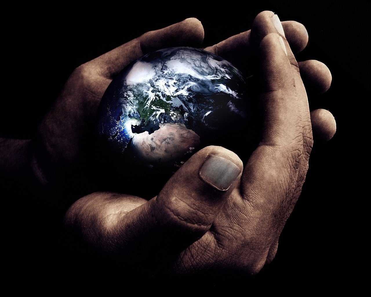 Обои земля, планета, мир, руки, ладонь, earth, planet, the world, hands, palm разрешение 1920x1200 Загрузить