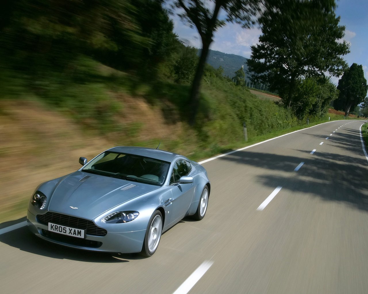 Aston Martin v8 2007