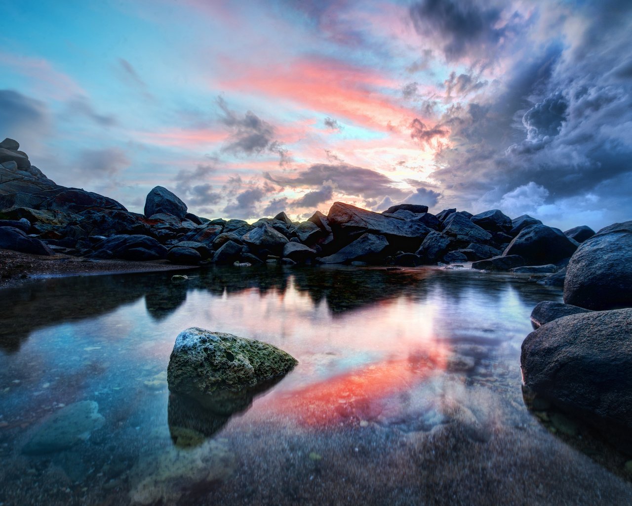 Обои небо, камни, пейзаж, море, the sky, stones, landscape, sea разрешение 2048x1367 Загрузить