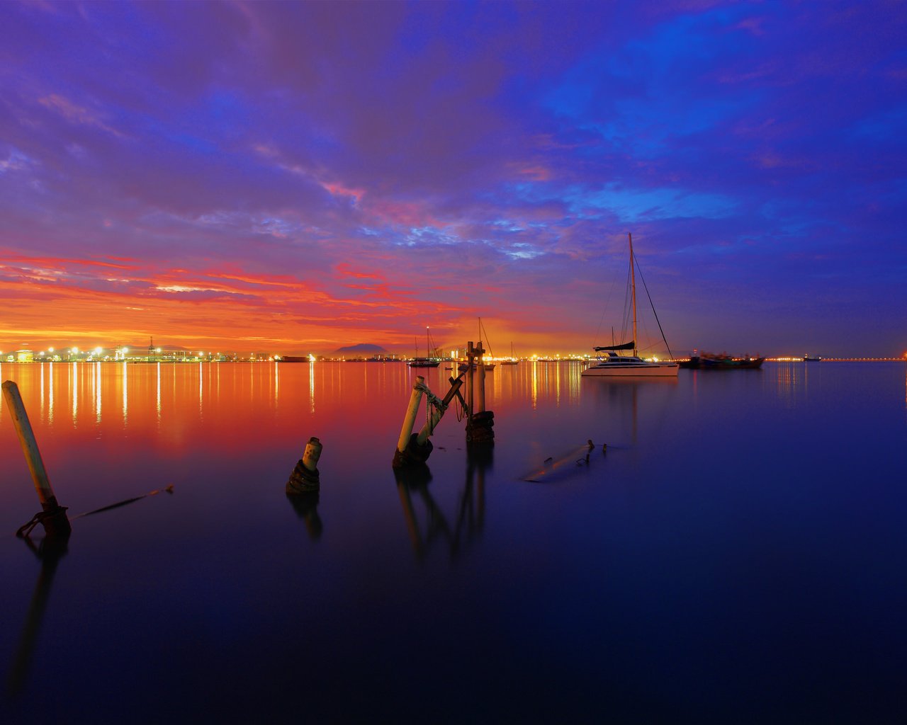 Обои небо, вечер, закат, море, яхта, the sky, the evening, sunset, sea, yacht разрешение 2048x1365 Загрузить