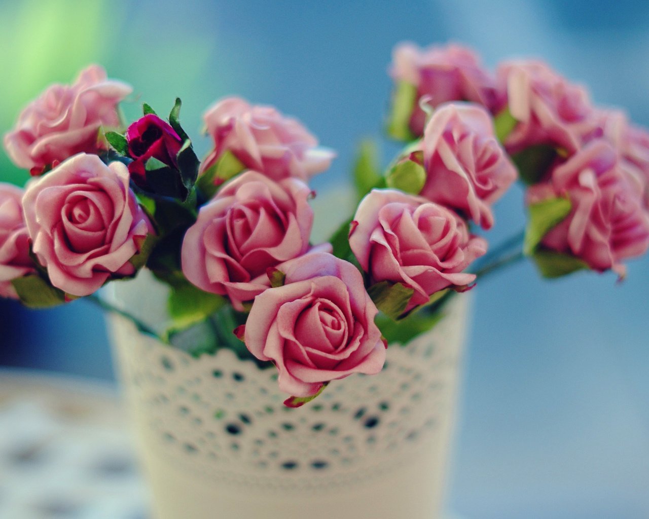 Обои цветы, розы, букет, розовые, ваза, flowers, roses, bouquet, pink, vase разрешение 2560x1600 Загрузить