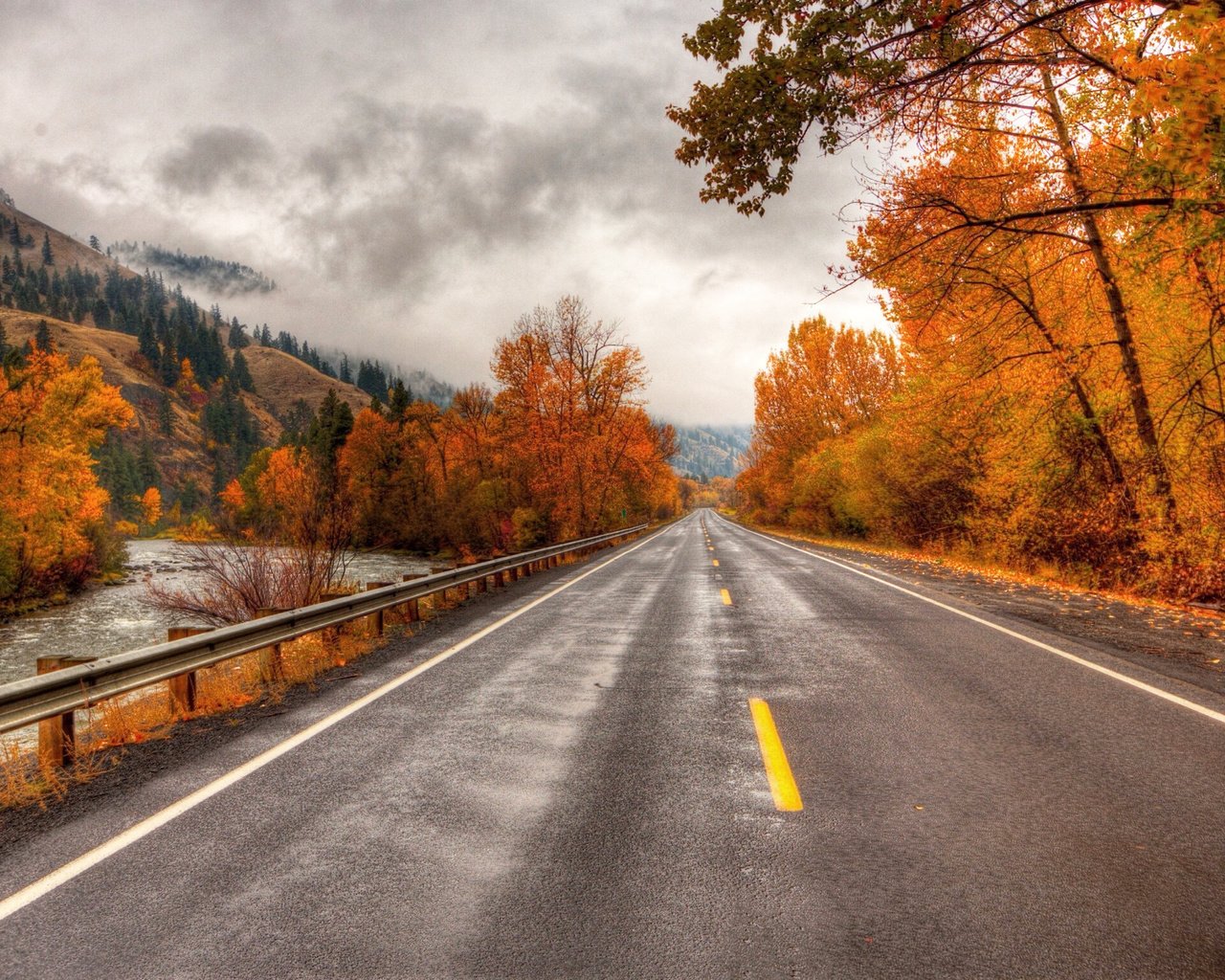 Обои дорога, деревья, река, горы, осень, road, trees, river, mountains, autumn разрешение 2048x1354 Загрузить