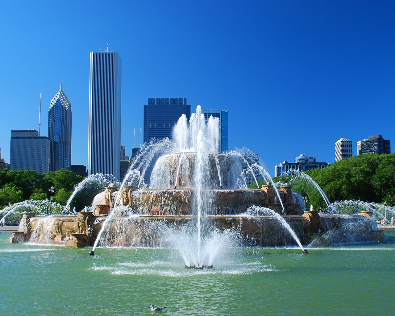 Обои город, небоскребы, фонтан, сша, чикаго, the city, skyscrapers, fountain, usa, chicago разрешение 1920x1200 Загрузить