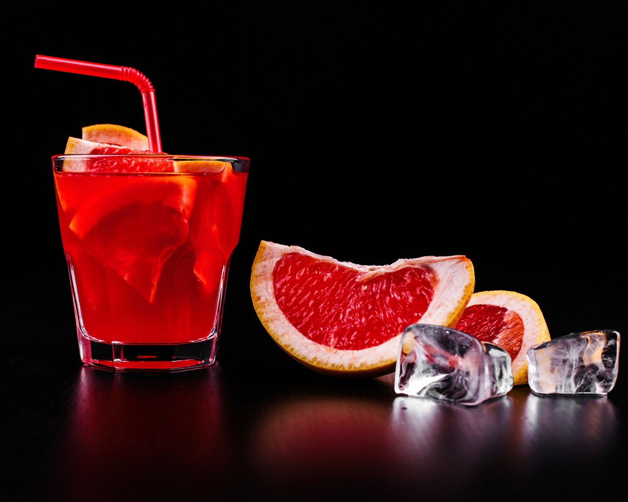 Обои напиток, коктейль, цитрус, грейпфрут, кубики льда, drink, cocktail, citrus, grapefruit, ice cubes разрешение 5291x3527 Загрузить