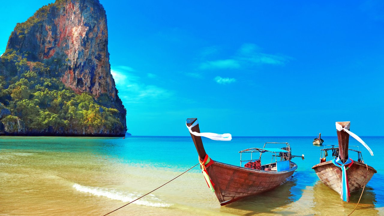 Обои море, скала, пляж, лодки, таиланд, тропики, sea, rock, beach, boats, thailand, tropics разрешение 4256x2820 Загрузить