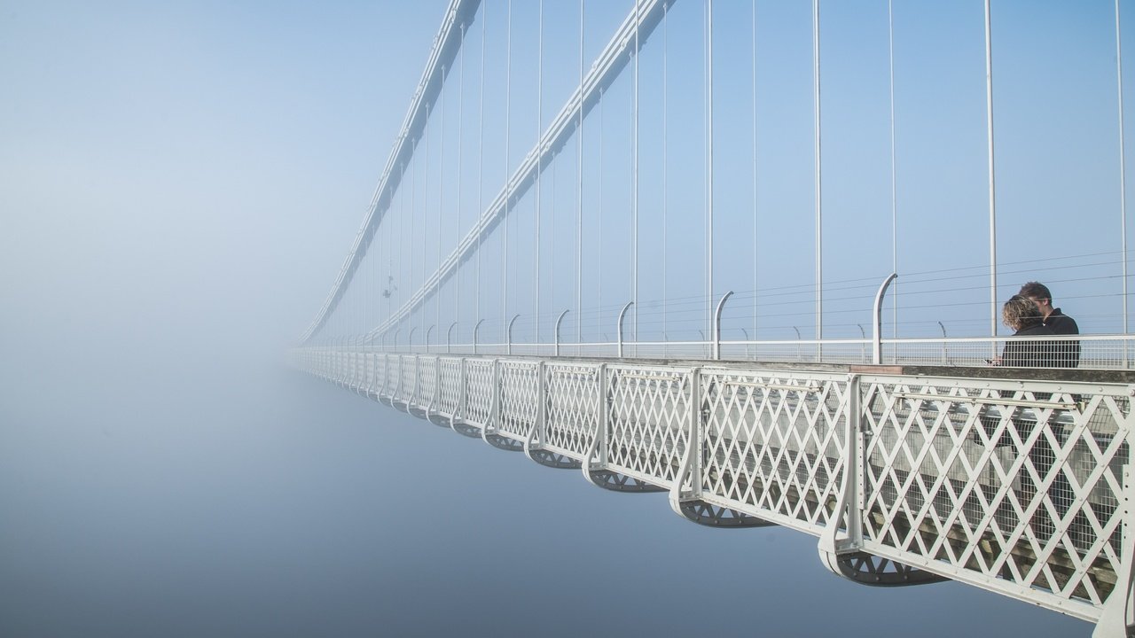 Обои туман, мост, пара, бесконечность, fog, bridge, pair, infinity разрешение 1920x1282 Загрузить