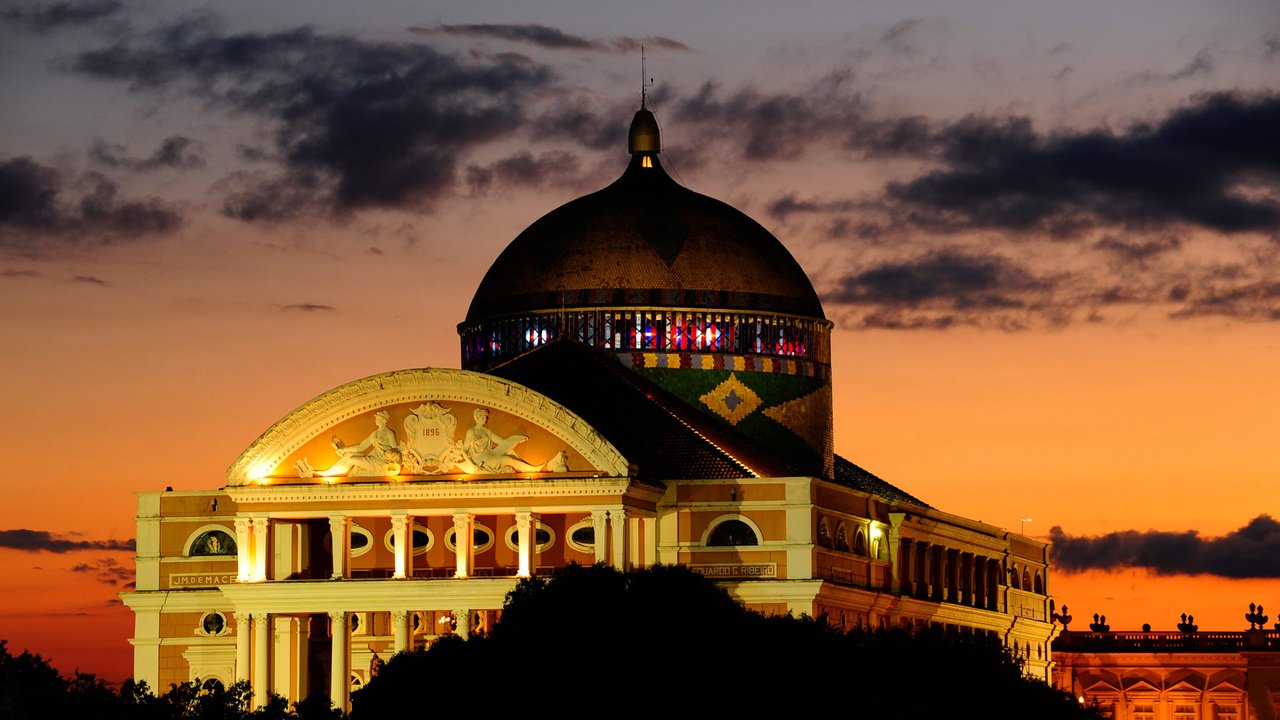 Обои ночь, огни, бразилия, зарево, театр, манаус, амазонас, night, lights, brazil, glow, theatre, manaus, amazonas разрешение 1920x1080 Загрузить