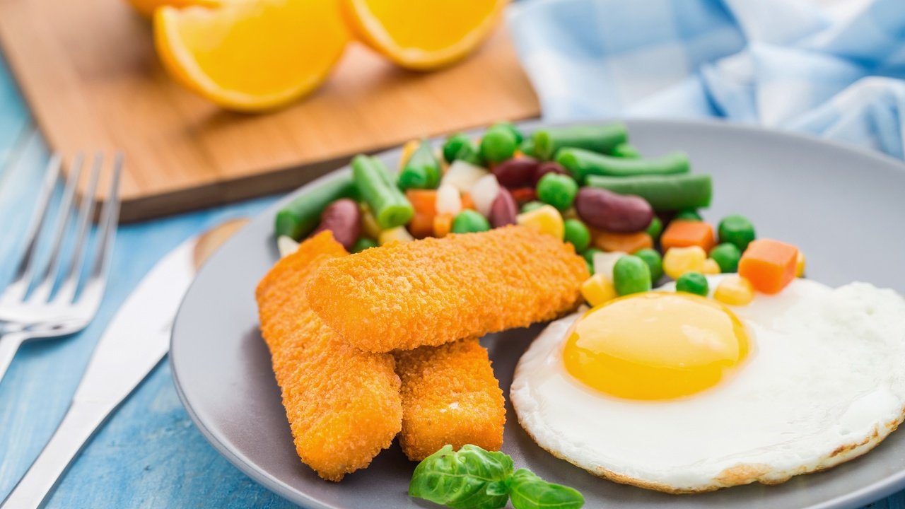 Обои апельсин, овощи, яйцо, яицо, рыбные палочки, orange, vegetables, egg, fish sticks разрешение 2880x1920 Загрузить