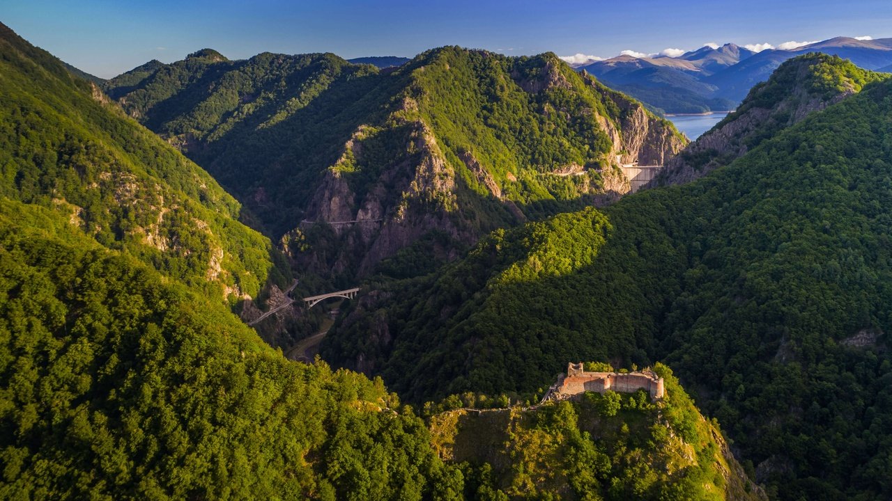 Обои горы, румыния, mountains, romania разрешение 4592x2583 Загрузить