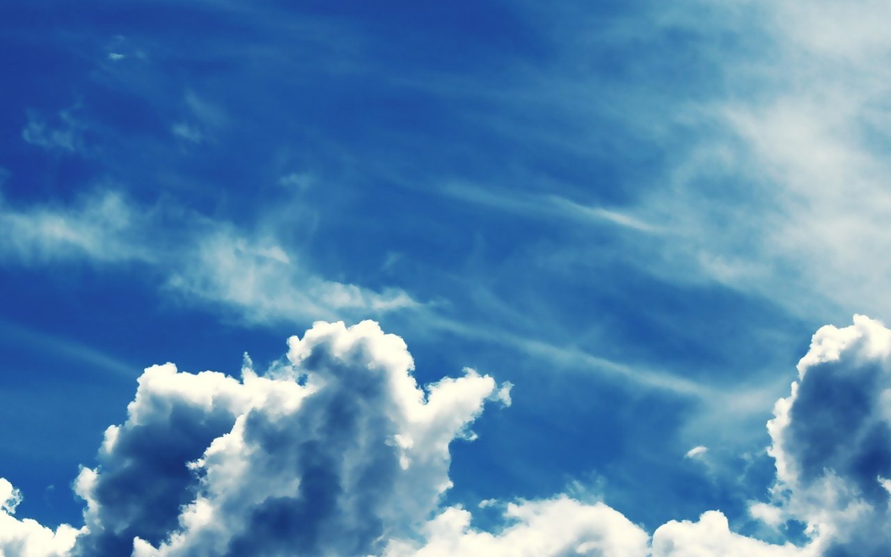 Обои небо, облака, синий, the sky, clouds, blue разрешение 1920x1440 Загрузить