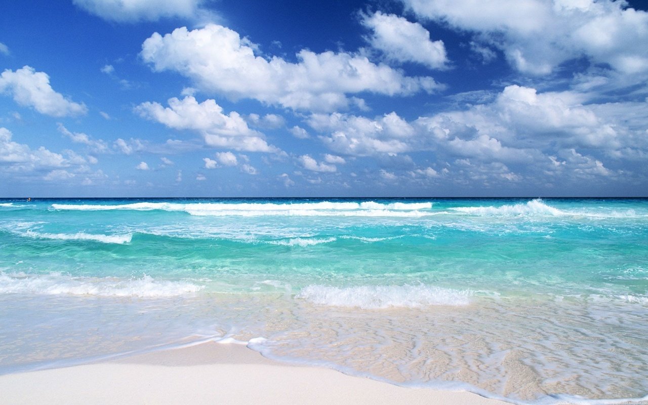Обои облака, вода, волны, песок, океан, отдых, clouds, water, wave, sand, the ocean, stay разрешение 1920x1200 Загрузить