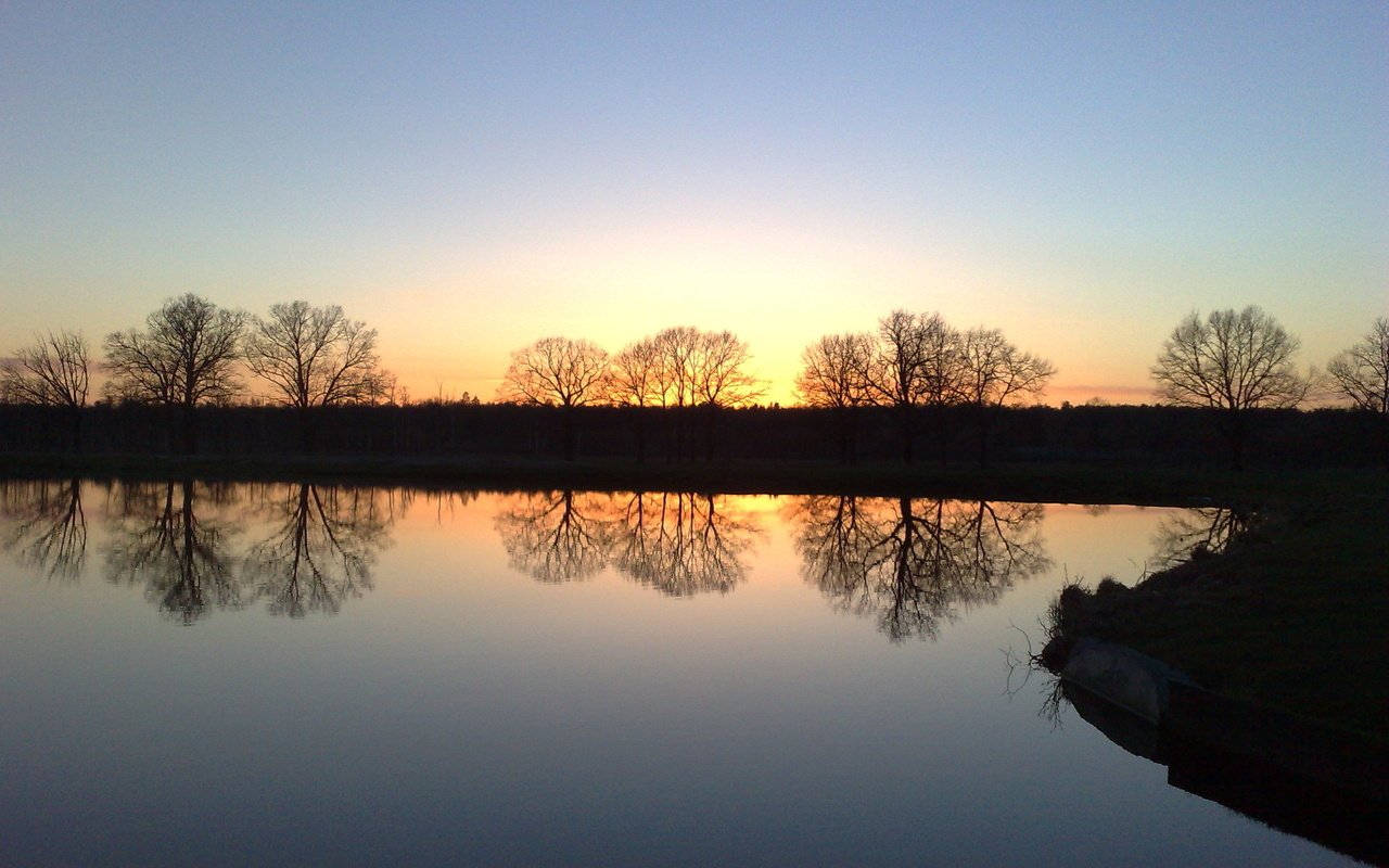 Обои озеро, природа, закат, отражение, lake, nature, sunset, reflection разрешение 2560x1600 Загрузить