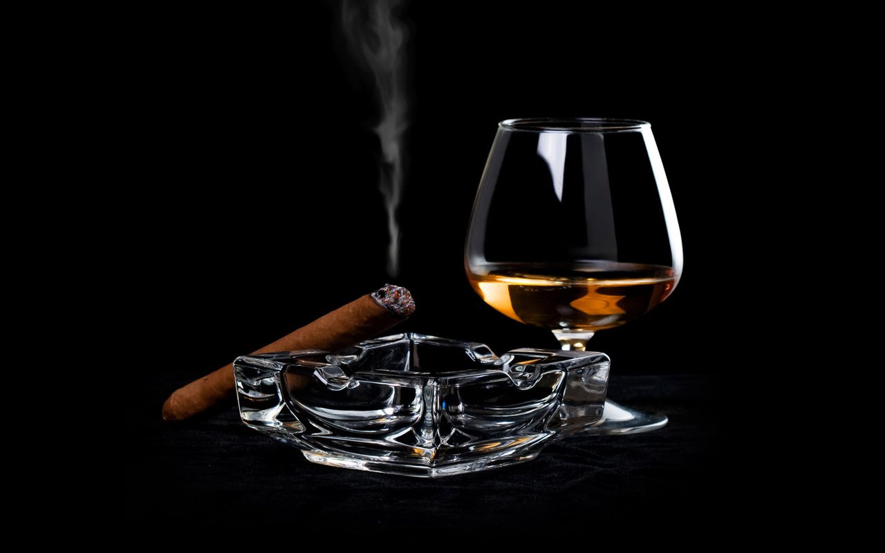 Обои сигара, выпивка, спиртное, cigar, booze, alcohol разрешение 1920x1200 Загрузить