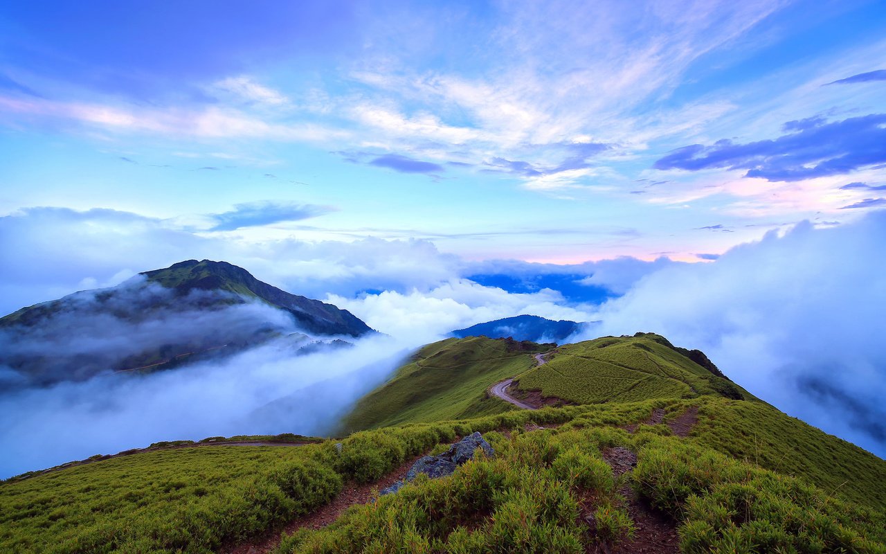 Обои облака, горы, тайвань, наньтоу, clouds, mountains, taiwan, nantou разрешение 1920x1200 Загрузить