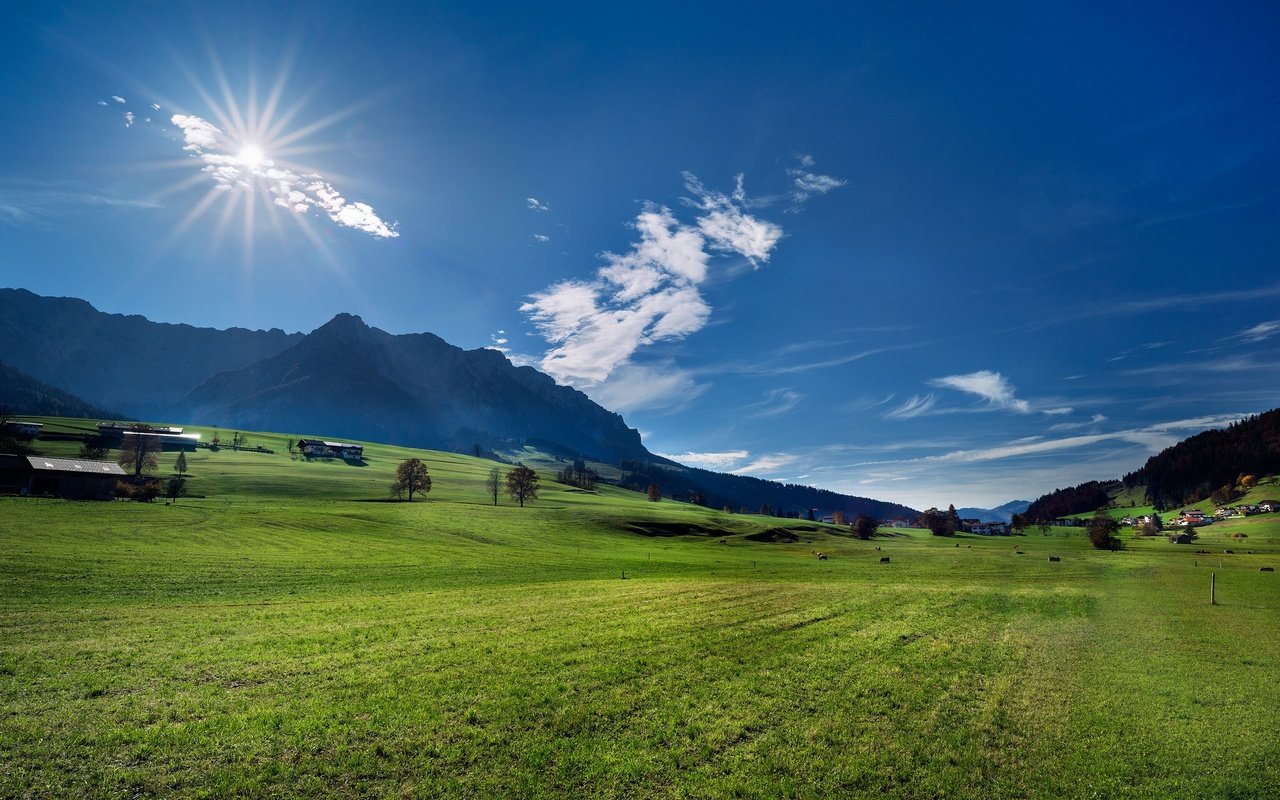 Обои горы, австрия, луг, альпы, mountains, austria, meadow, alps разрешение 2048x1296 Загрузить