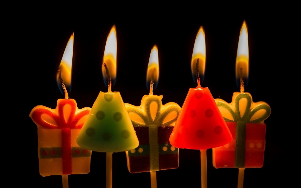 Обои свечи, фон, с днем ​​рождения, candles, background, happy birthday разрешение 1920x1280 Загрузить